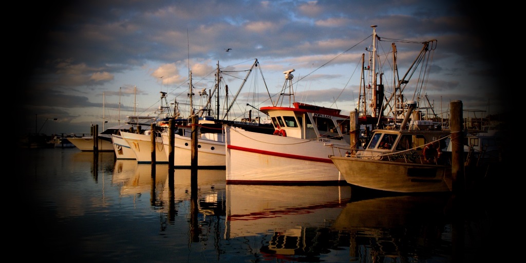 The BLUEMED CSA Consortium is pleased to announce the opening of its Call for Strategic Start-up Actions on Blue Growth in the Mediterranean.  The Call is open to entities who are willing to partner up with at least three other organisations from different countries, including one non-EU country and one private enterprise, to conduct a series of meetings leading up to a feasibility, foresight or pilot study on topics that are crucial to the future of Blue Growth in the Mediterranean, driven by the BLUEMED Strategic Research and Innovation Agenda. Click here for details and to apply.